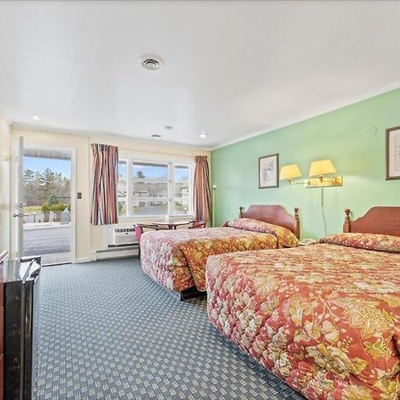 Top Hill Motel Saratoga Springs Bagian luar foto